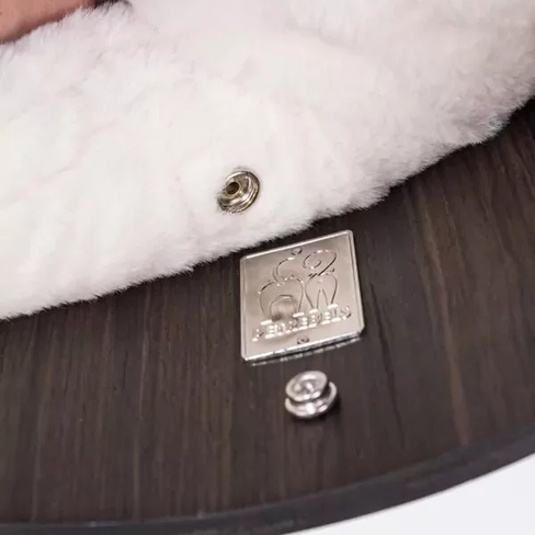 PETREBELS WALL of REBELS Oval Office 60 Wenge